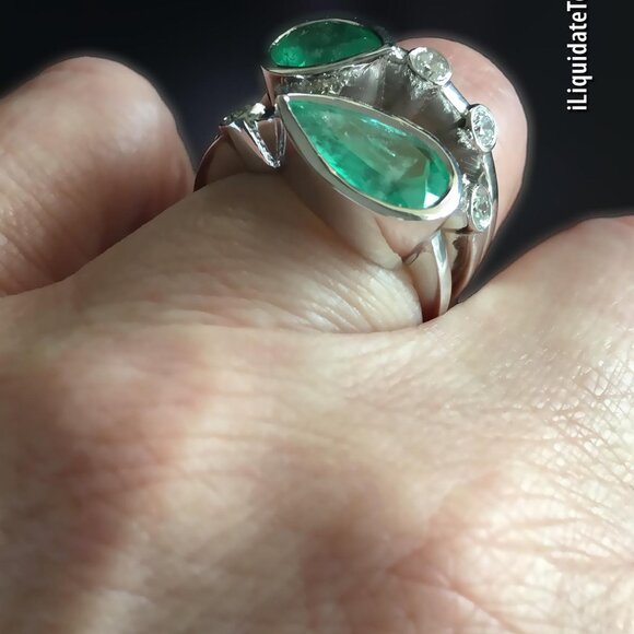 **BRAND NEW** Green Colombian Emerald and Diamond Bubble Ring in 14K White Gold - Picture 2 of 16